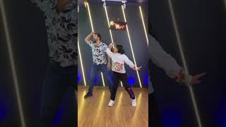 Download lagu Kabutri Bole Kabutar se | Esha Mishra & Romy Rajput | Instagram @dance.esha.dance @Romyrajput. mp3