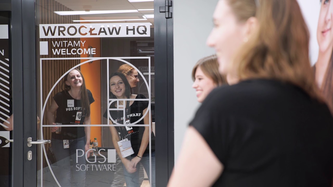 Film z wydarzenia i fotoreportaż - dni otwarte w firmie