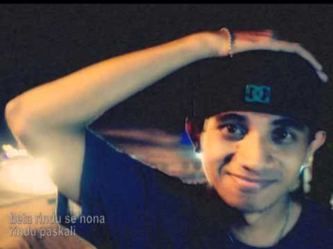 download lagu mp3 mp4 Cinta Butuh Pengorbanan, download lagu Cinta Butuh Pengorbanan gratis, unduh video klip Cinta Butuh Pengorbanan