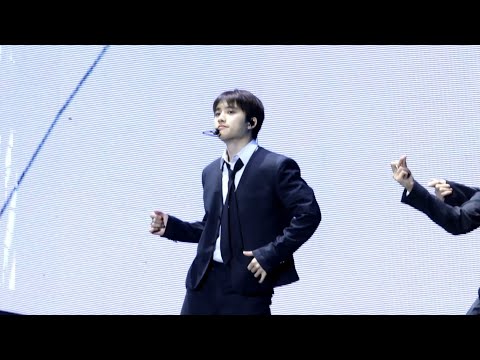 251214 엑소 팬미팅 첫공 (EXO'verse)- 으르렁 (Growl) (D.O 도경수 Focus) 으르렁 추는 디오 귀하다...근데 이쁘고 귀엽고 멋있다...
