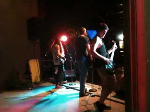 Leavin'- Guns for Hire