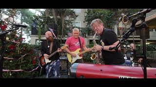 Cornbred w Angie Aparo and Jason Kendall. @ Black Marlin Jan 2022.