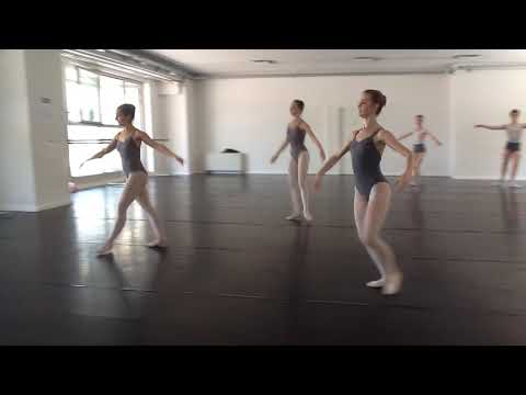 GRAND JETE & GRAND JETE EN TOURNANT