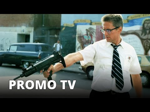 UN GIORNO DI ORDINARIA FOLLIA (1993) | Promo tv