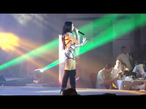 Roxanne Barcelo or Roxee B at Radisson Blu Cebu
