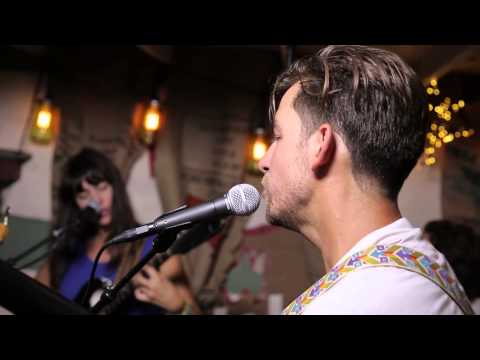 Houndstooth - Witching Hour (Live @Pickathon 2014)