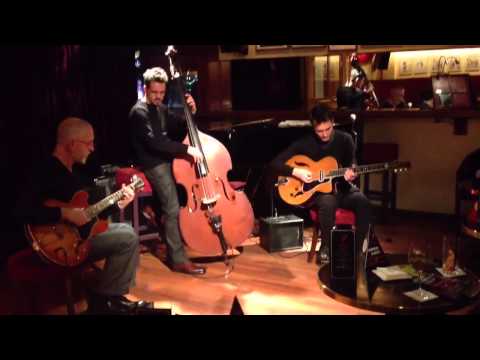 Biel Ballester Trio plays "Heavy Artillery" at Compari Milano, BCN, Spain