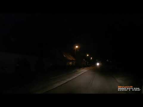 DW169 kolizja ciężarówki z naczepą wraz z lawetą z przyczepą.