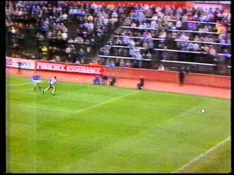 St Mirren v Rangers 13 Oct 1984