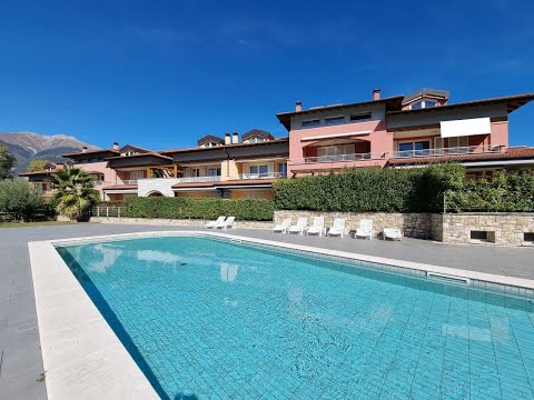 VENDUTO A COLICO (LC) - Splendido appartamento in residence con piscina rif. 414