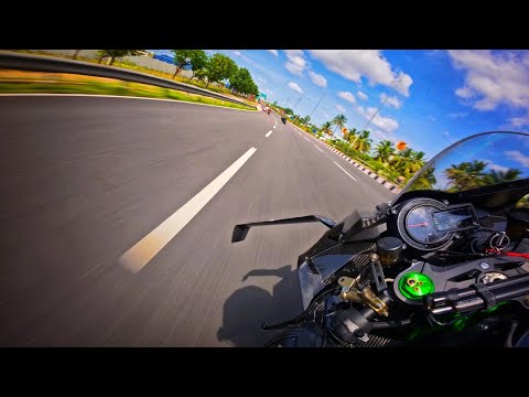 Kawasaki Ninja H2R | Cornering the 326hp beast