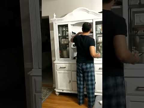 Cat Steals Dad's Chapstick