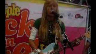 Brie Larson - Falling into History Live in Minneapolis, MN