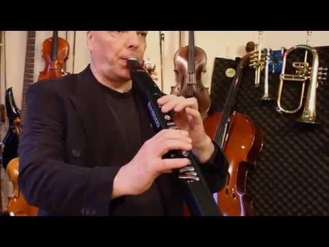 DynaSample XPression meets Akai EWI5000 - Bach Cello-Suite in G Courante