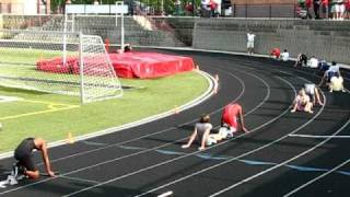preview picture of video 'Boys 4x100M Relay, GA Region 6AAAAA 2011'