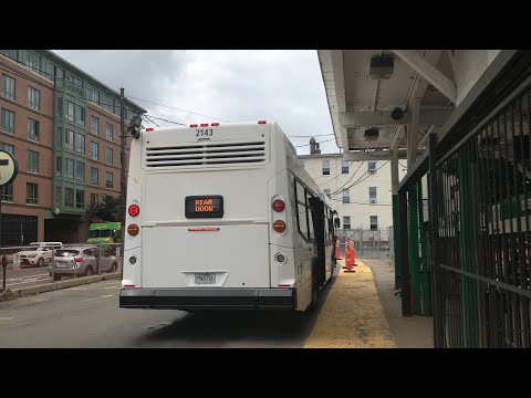 Working The 2 Years! | Yoshi's Ride Series {S5-E12} - Riding the Green Line E Shuttle 🚌 - {MBTA}