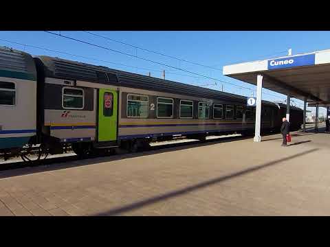 Stazione di Cuneo - partenza REG11231 per Limone Piemonte