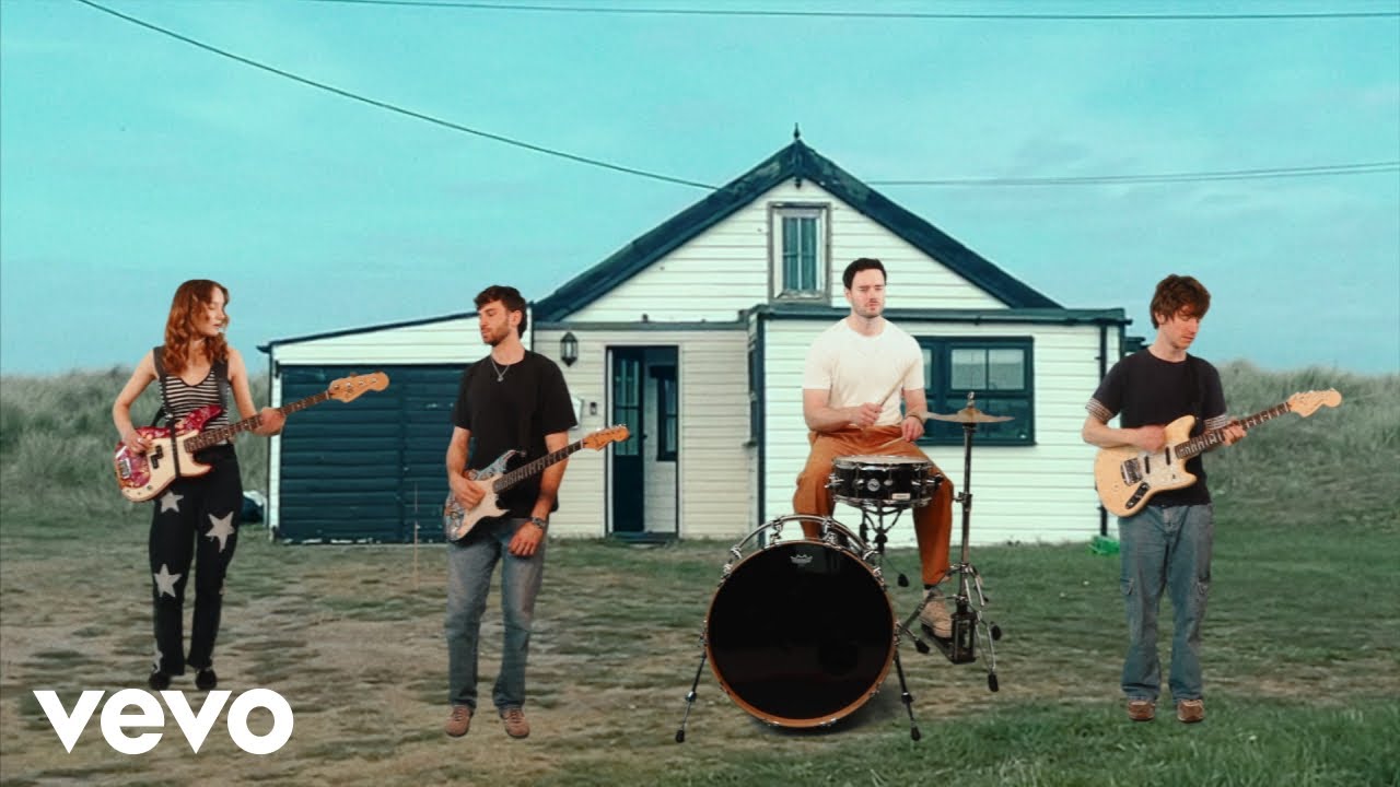 daydreamers - I Expect Better (Visualiser)