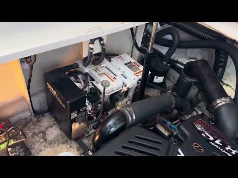 Sea Ray 340 Sundancer video