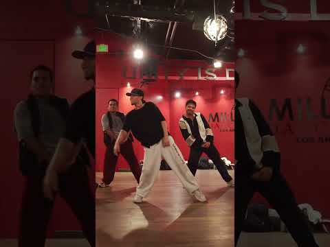 #bellakeo .   Choreography by @KaronLynnTV    @anitta @pesopluma_oficial  #anitta #pesopluma