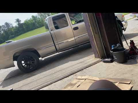 Hey guys this is my uncle’s gmc it’s a 5.3 with a cam