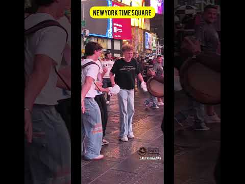 Newyork time square Parai performance #sakthiravanan #newyork #timesqaure #parai #paraischool #folk