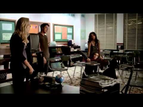 The Vampire Diaries 3x05  The Reckoning   Klaus - Elena "There is my girl"