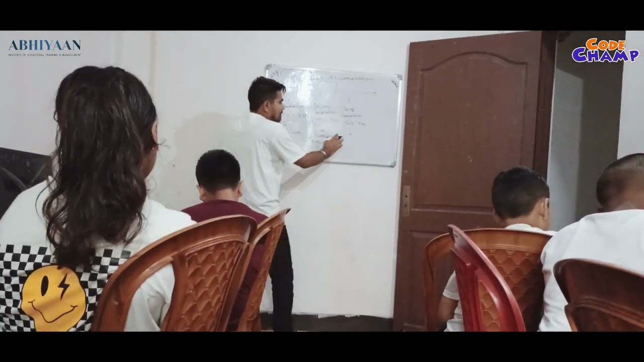 Lecture on Computer Generation by Aman sir in Gorubathan Branch