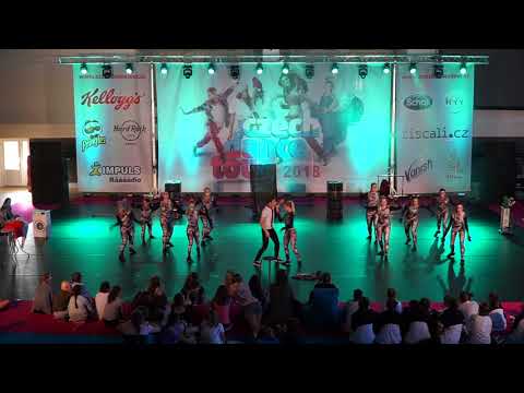 67. Taneční a pohybová škola ILMA Turnov - "Raději doma blondýnu, než život s roboty!"