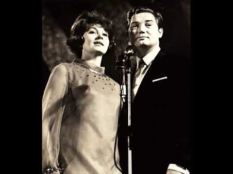 Y.  Simonova & M.  Chladil; - Děkujem ti, písničko [1961] (Slowfox) Stereo mix