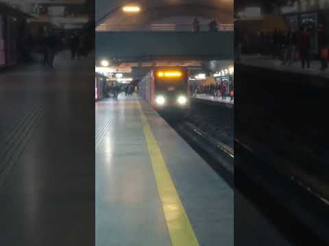 Metro de santiago | Ns16 N2160 Entrando a La Cisterna