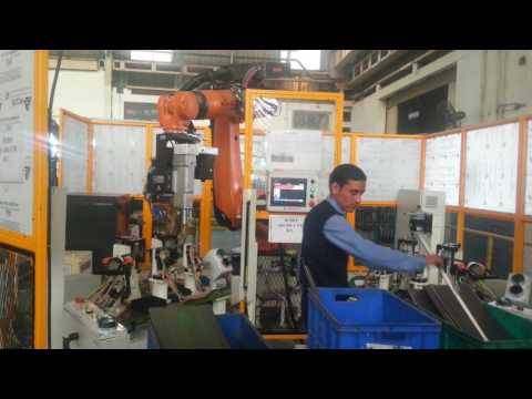 Kuka spot welding robot(2)