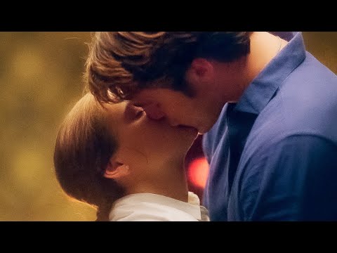 The Kissing Booth 3 Kiss Scene - Elle and Noah