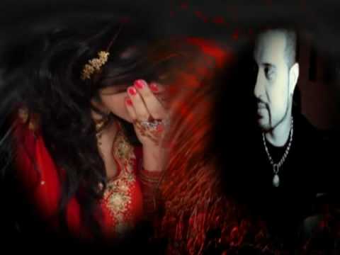 Apne hathon Se Yun Chehre Ko