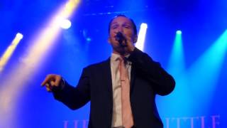 'Up On The Housetop' Straight No Chaser