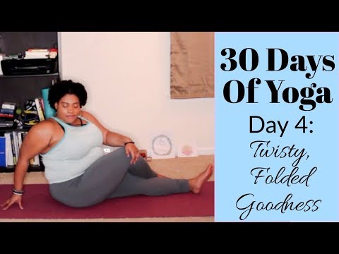 Day 4 - Twisty, Folded Goodness | 30 Days of Yoga with This Curvi Yogi
