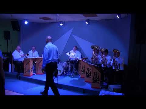 Podluzanka Ticha noc Walzer