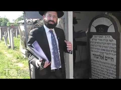 Journey To Ukraine : Munkatch - The Kever of the "Minchas Eluzar", Rav Chaim Eluzar Shapiro