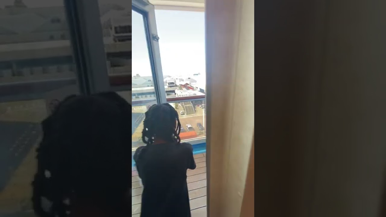 Carnival Valor - Cabin 7371 - Video 2