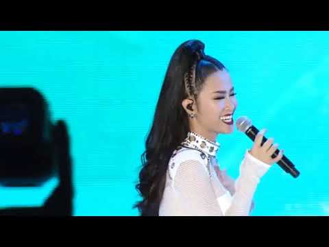 Đông Nhi   Hàn Quốc   Live Asia Song Festival 2017