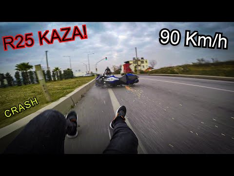 YZF R25 KAZA ! - KORKTUĞUM BAŞIMA GELDİ - 90 KM/H SÜRÜKLENDİM !
