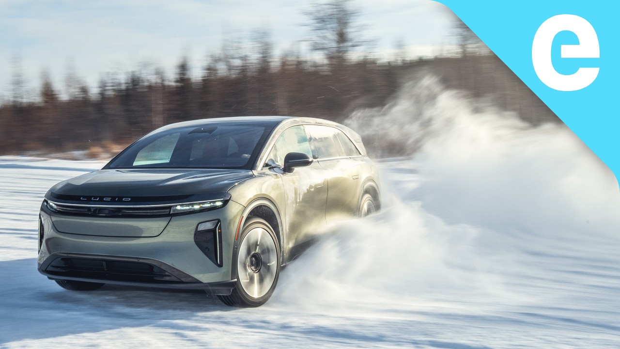 Lucid Air Pure, Sapphire & Gravity Put to the Ultimate Winter Test ❄️ Near Canada!