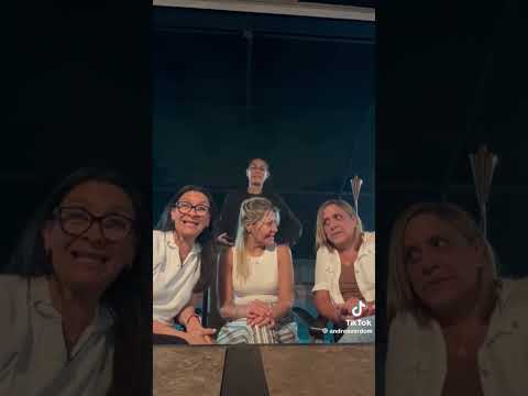 madre e hija reaccionan a abre las patotas Dani flow