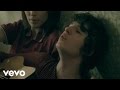 The Kooks - She Moves In Her Own Way 