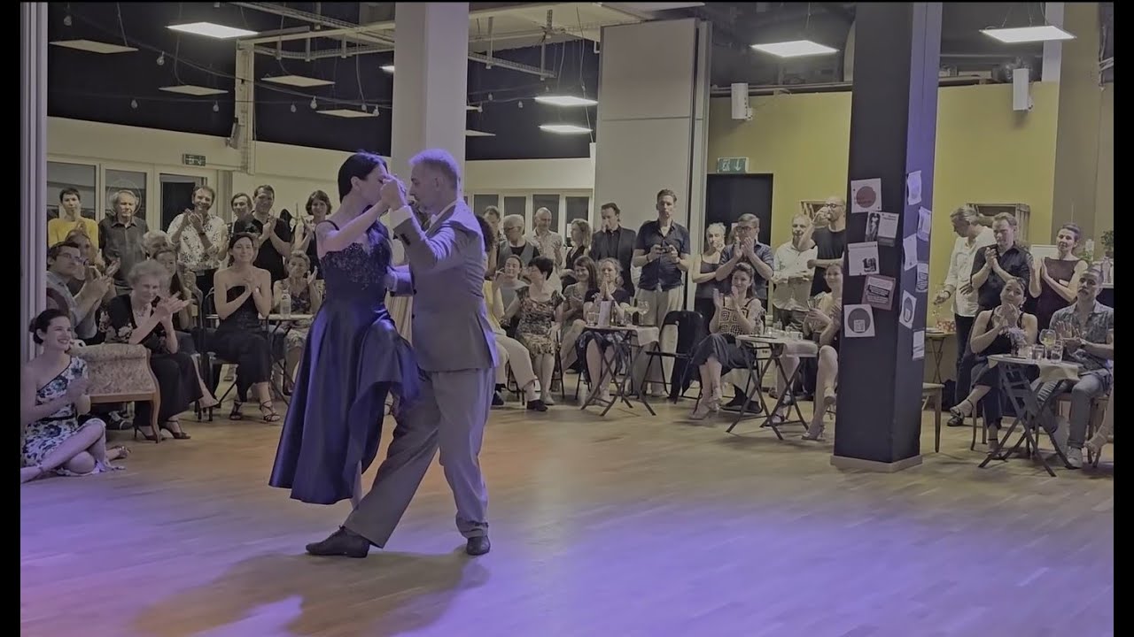Joanna Jabłońska & Piotr Bochiński, Deseo Tango Lausanne, En el Lago Azul
