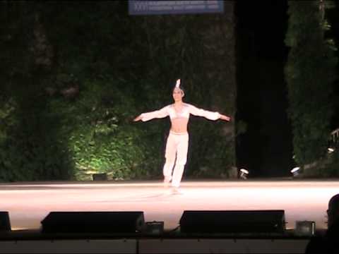 Joon Hyuk Jun (KOR) jun. 26 Ballet Comp. Varna 2014 3-d round (2)