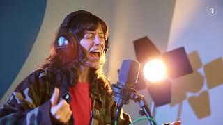 Natalie Prass - Short Court Style (Radio 1 Live Sessie)