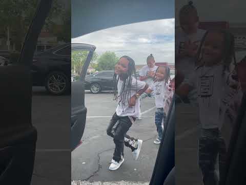 Naturally goofy 🤭 #sillyfunnyvideos #funnymoments #randomfun #jboyz #jasperboyz #dance #trending