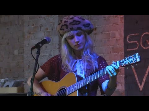 Video thumbnail for I’ll Come Off the Mountain
