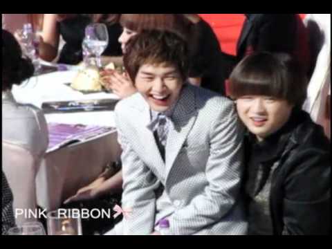 [Fancam] 091210 SHINee Onew (& Shindong)